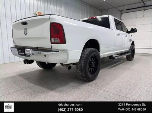 2018 RAM 3500 SLT Crew Cab 4x4 8' Box