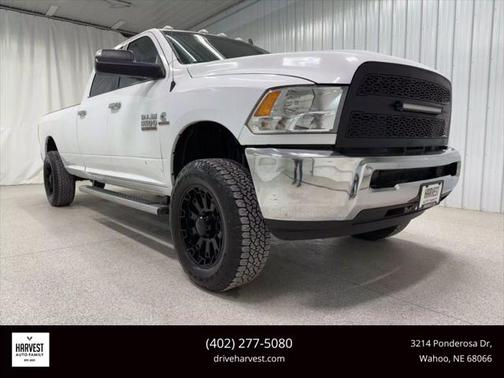 2018 RAM 3500 SLT Crew Cab 4x4 8' Box