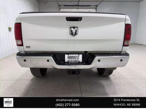 2018 RAM 3500 SLT Crew Cab 4x4 8' Box