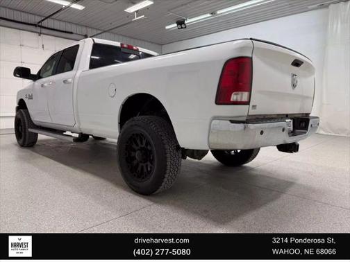 2018 RAM 3500 SLT Crew Cab 4x4 8' Box