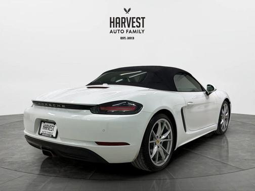 2019 Porsche 718 Boxster Roadster 2D