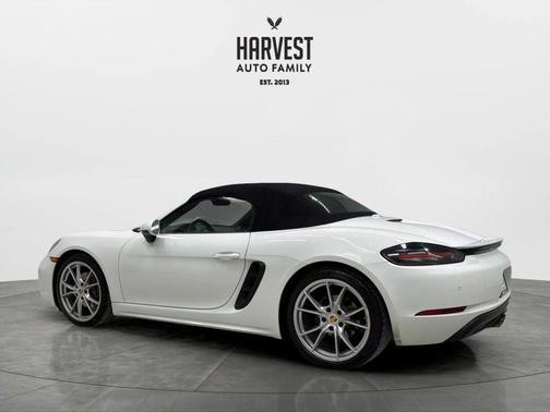 2019 Porsche 718 Boxster Roadster 2D