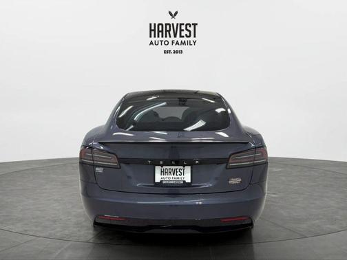 Stealth Grey 2023 Tesla Model S Plaid