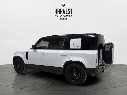 2023 Land Rover Defender 110 X-Dynamic SE