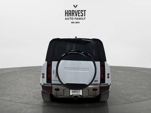 2023 Land Rover Defender 110 X-Dynamic SE
