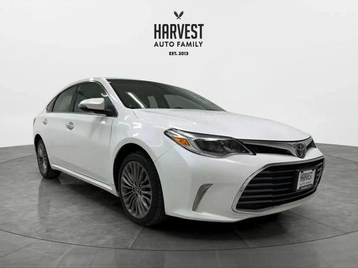 2017 Toyota Avalon XLE