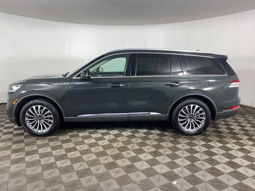 2022 Lincoln Aviator Reserve AWD