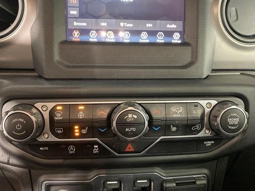 2021 Jeep Wrangler Sport