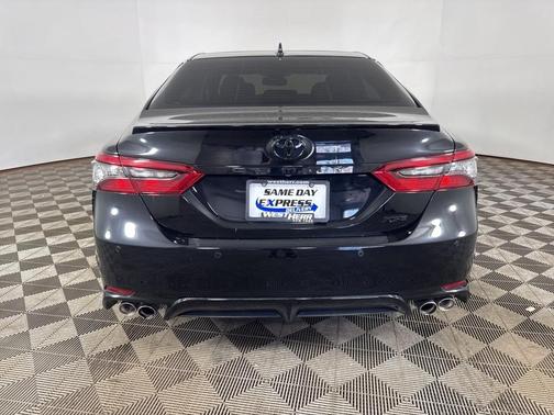 2021 Toyota Camry XSE V6