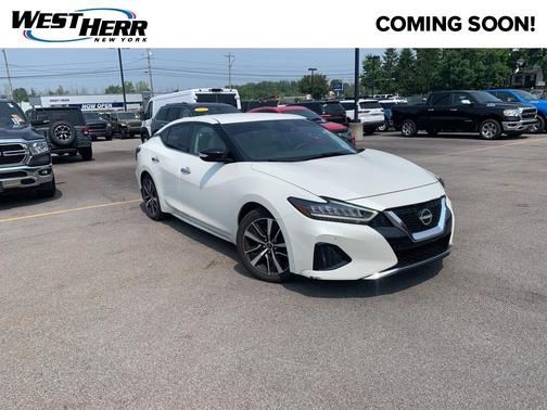 2023 Nissan Maxima SV