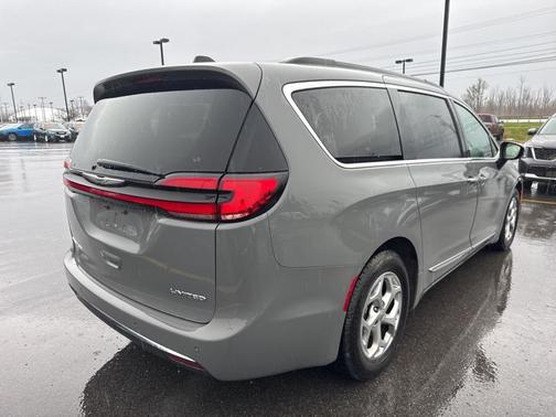 2023 Chrysler Pacifica Limited