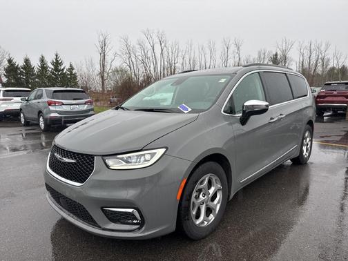 2023 Chrysler Pacifica Limited