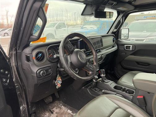 2024 Jeep Gladiator Mojave