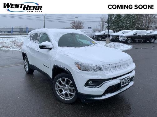 2022 Jeep Compass Latitude Lux