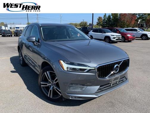 2021 Volvo XC60 T5 Momentum