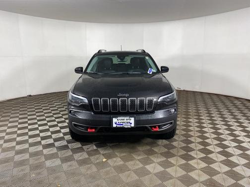 2022 Jeep Cherokee Trailhawk