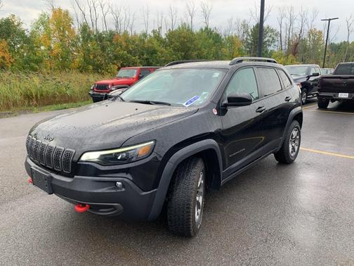 2022 Jeep Cherokee Trailhawk