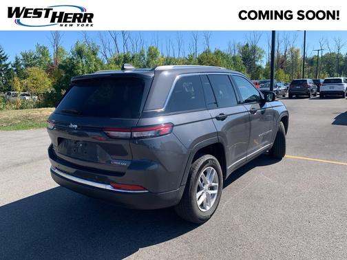 2023 Jeep Grand Cherokee Laredo