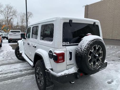 2025 Jeep Wrangler Sahara