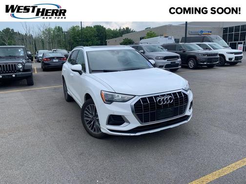 2022 Audi Q3 40 Premium