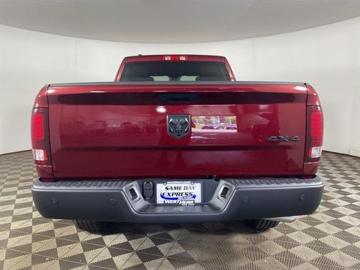 2022 RAM 1500 Classic SLT