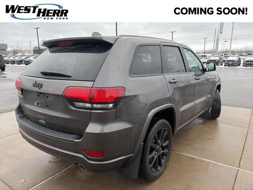 2020 Jeep Grand Cherokee Laredo
