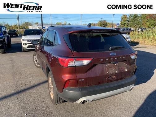 2021 Ford Escape SE