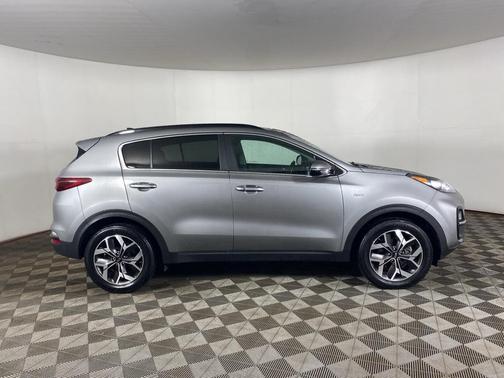 2022 Kia Sportage EX