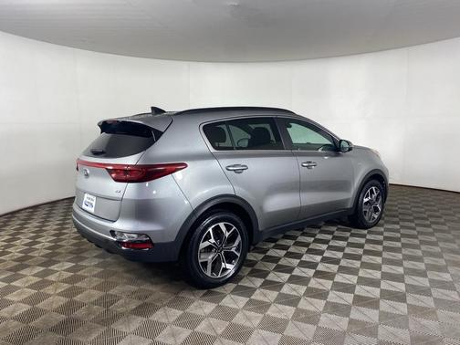 2022 Kia Sportage EX