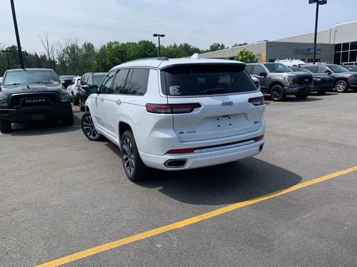 2021 Jeep Grand Cherokee L Overland