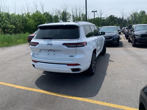 2021 Jeep Grand Cherokee L Overland
