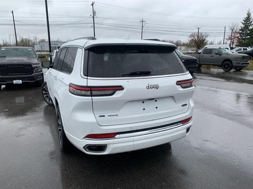 2023 Jeep Grand Cherokee L Overland