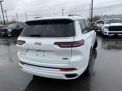 2023 Jeep Grand Cherokee L Overland