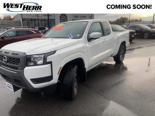 2025 Nissan Frontier SV