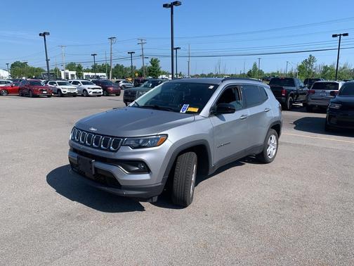 2022 Jeep Compass Latitude