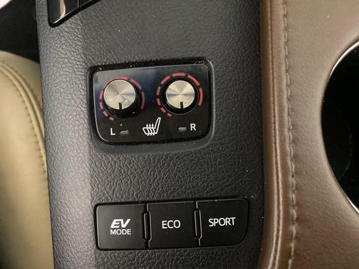 2015 Toyota Avalon Hybrid 