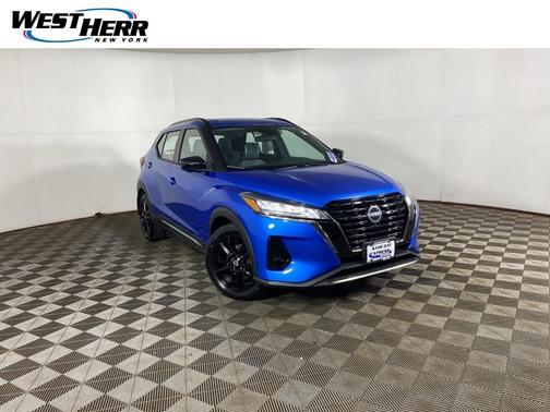 2023 Nissan Kicks SR