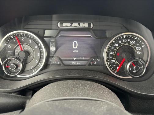 2025 RAM 1500 Big Horn/Lone Star