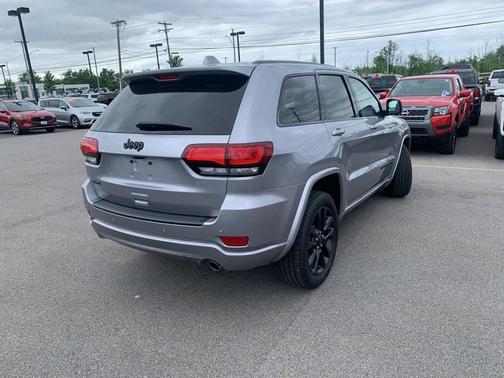 2021 Jeep Grand Cherokee Laredo X