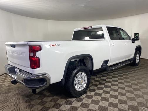 2023 Chevrolet Silverado 3500 LT