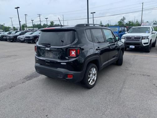 2022 Jeep Renegade Latitude