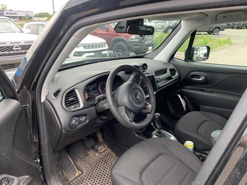 2022 Jeep Renegade Latitude