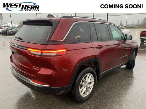 2023 Jeep Grand Cherokee Laredo