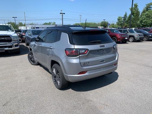 2022 Jeep Compass Altitude