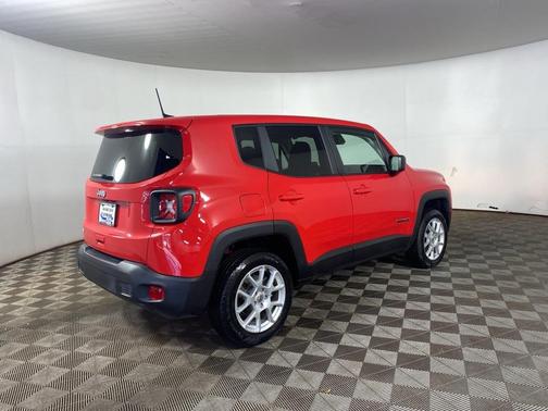 2023 Jeep Renegade Latitude