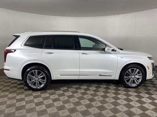 2025 Cadillac XT6 Premium Luxury AWD