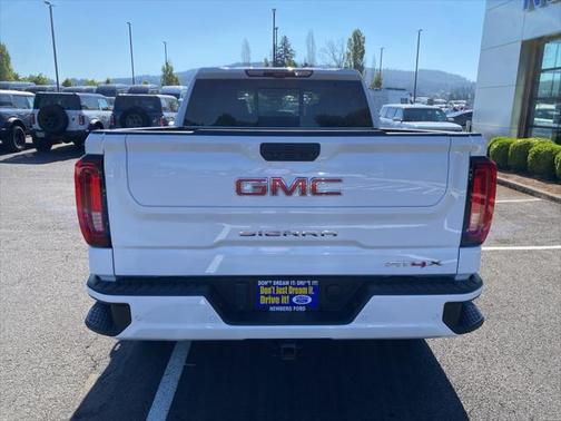 2022 GMC Sierra 1500 AT4X