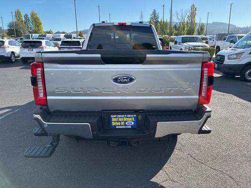 2023 Ford F-350 XLT