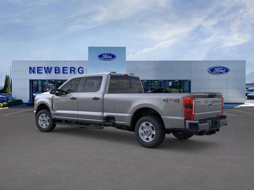 2026 Ford F-350 XLT