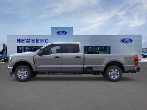 2026 Ford F-350 XLT